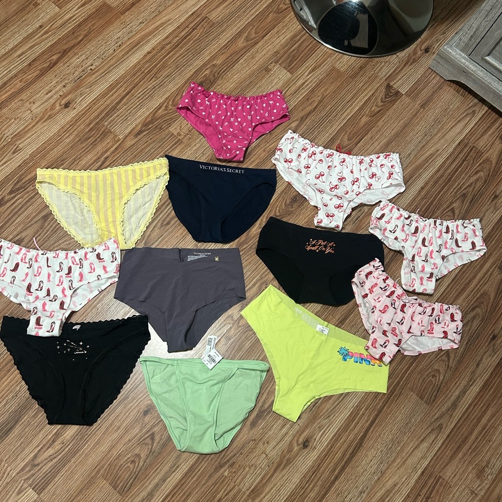 LAST DAY! 💕 Victoria’s Secret panty lot